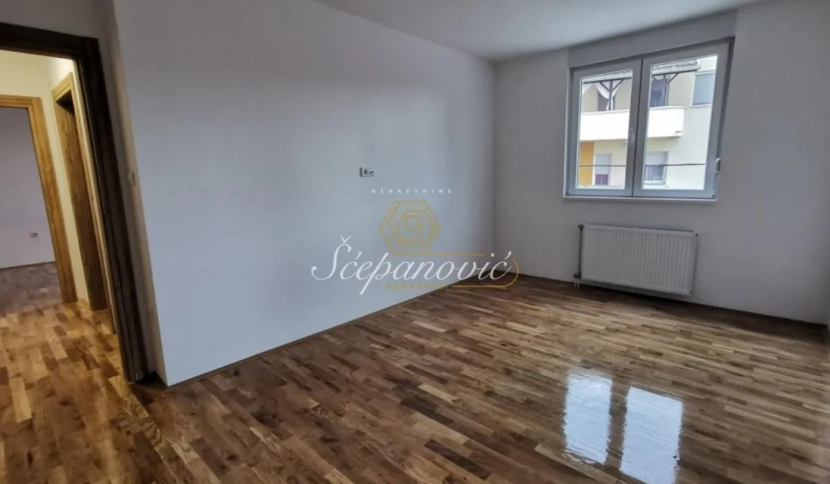 Prodaja, četvorosoban stan, 103m², Salajka, Novi Sad Sve Podlokacije