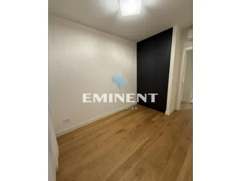 Izdavanje, trosoban stan, 76m², Savski Venac, Beograd - image 7