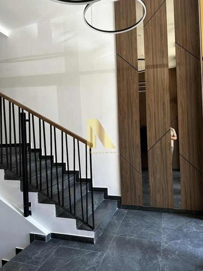 Prodaja, četvorosoban stan, 133m², Grbavica, Novi Sad Sve Podlokacije