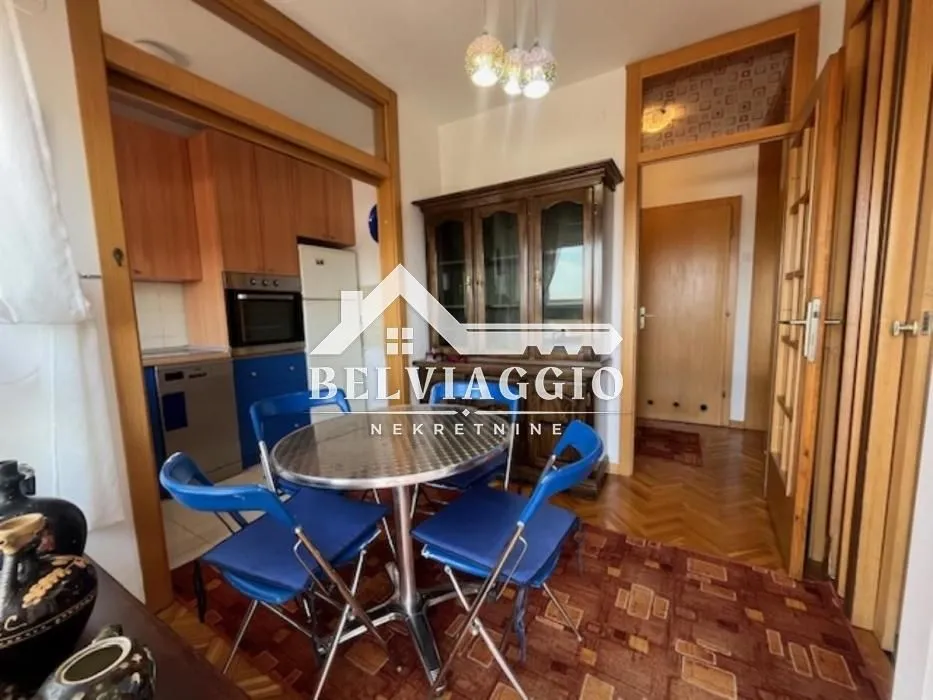 Izdavanje, dvosoban stan, 54m², Bandžovo brdo, Rožaje
