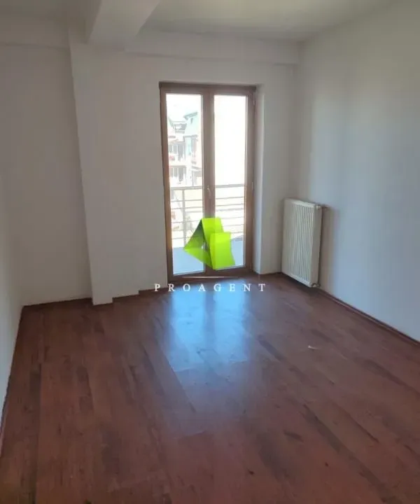 Izdavanje, poslovni prostor, 65m², Čair, Niš