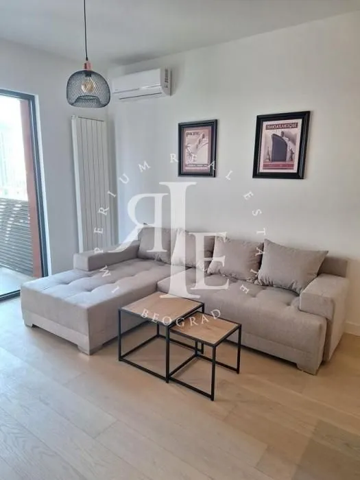 Prodaja, dvosoban stan, 54m², Savski Venac, Beograd