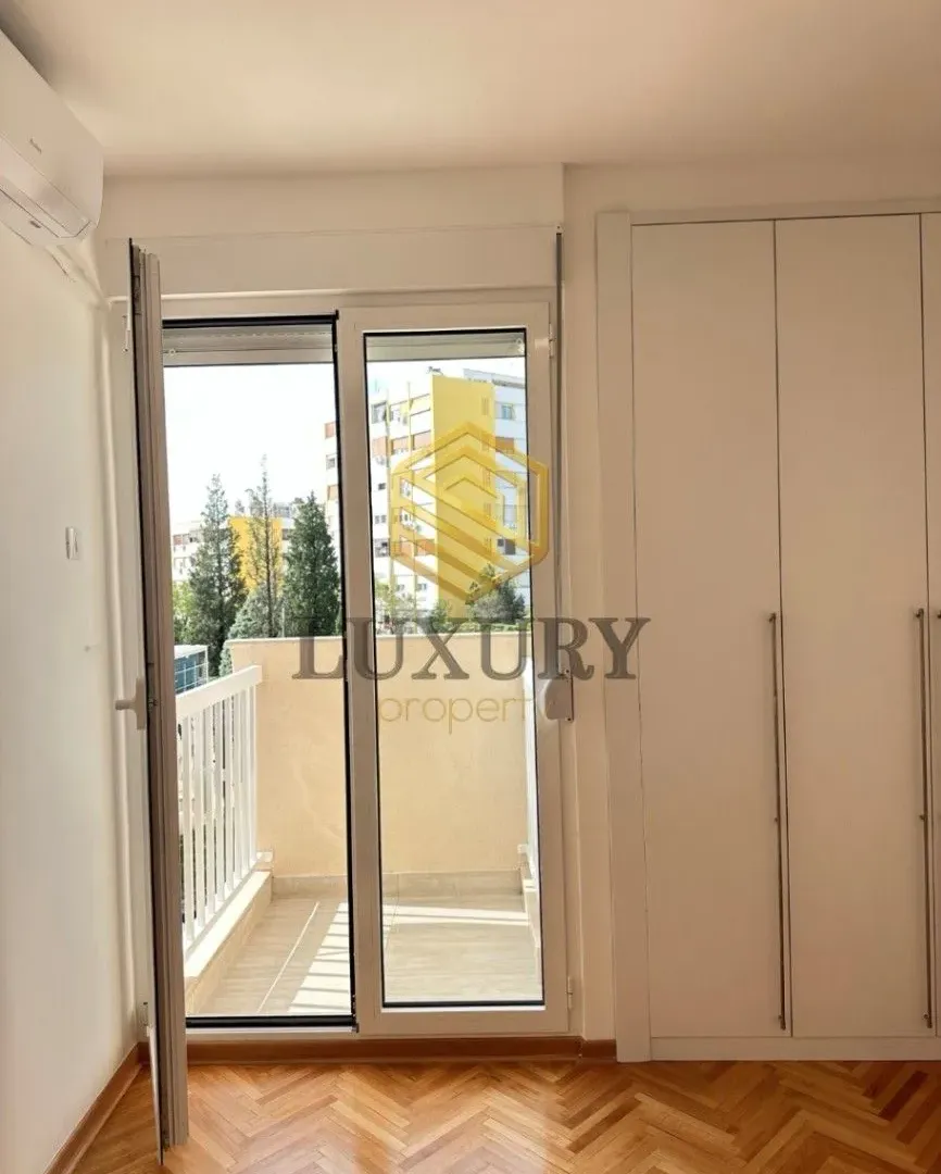 Rent, office space, 76m², Gintaš, Podgorica