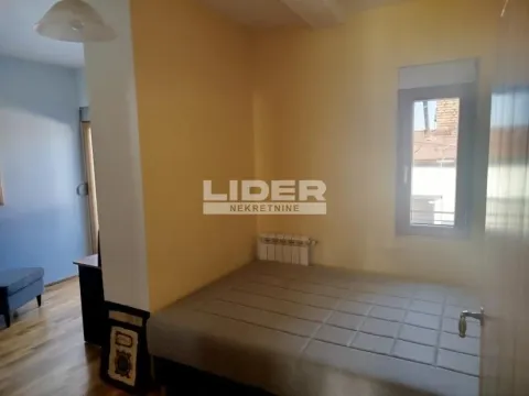 Prodaja, trosoban stan, 69m², Stari Grad, Beograd - image 3