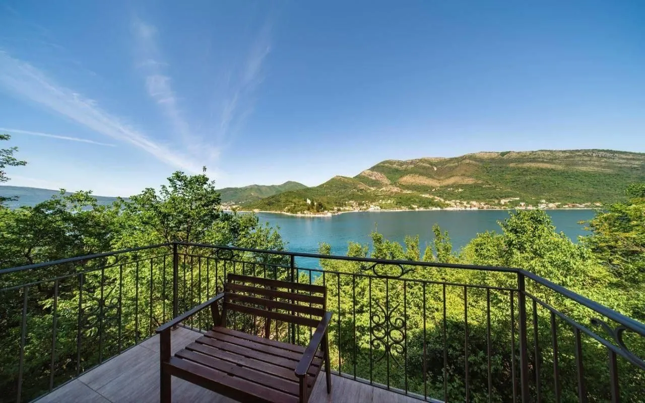 Prodaja, kuća, 148m², Tivat, Crna Gora