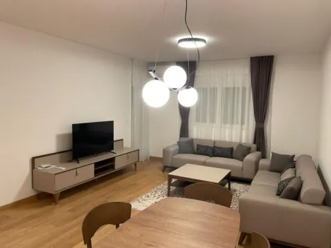 Izdavanje, dvosoban stan, 76m², City Kvart, Podgorica - image 10
