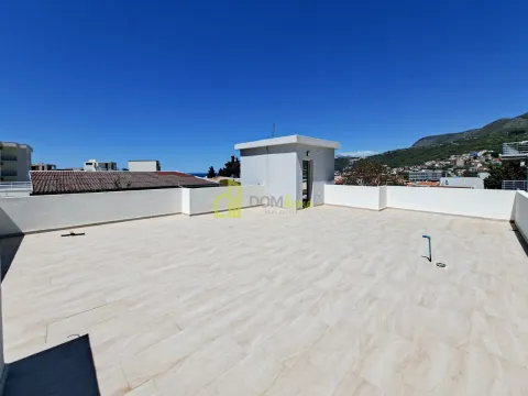 Izdavanje, kuća, 170m², Bar, Crna Gora - image 4