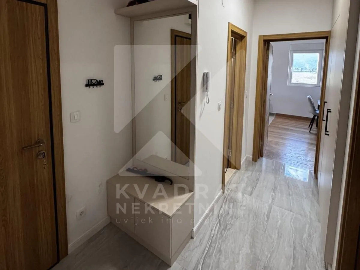 Prodaja, dvosoban stan, 72m², New City, Podgorica