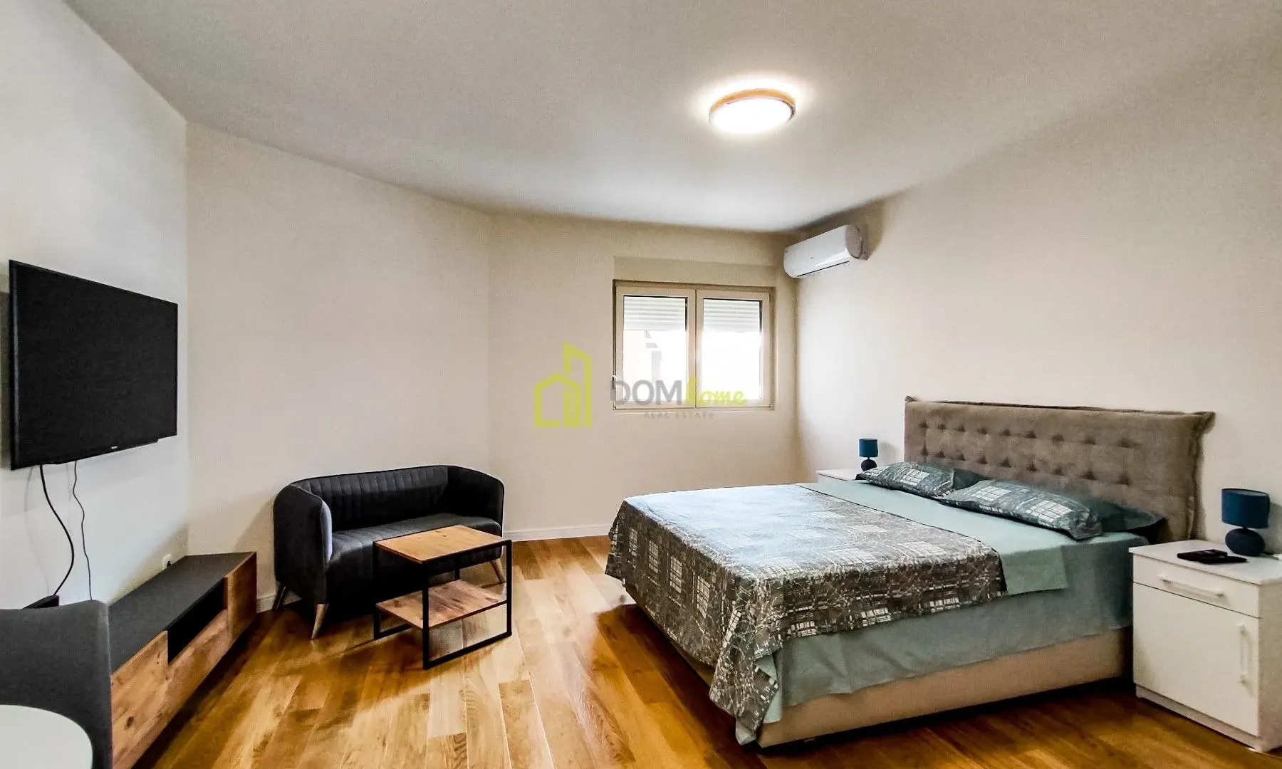 Prodaja, garsonjera, 33m², Central Point, Podgorica