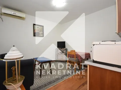 Rent, studio apartment, 31m², Malo Brdo, Podgorica - image 2