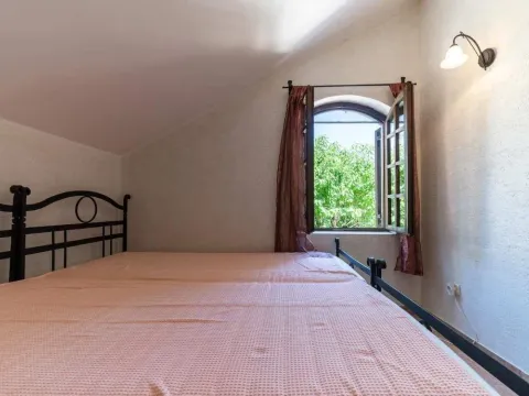 Prodaja, kuća, 278m², Stoliv, Kotor - image 2