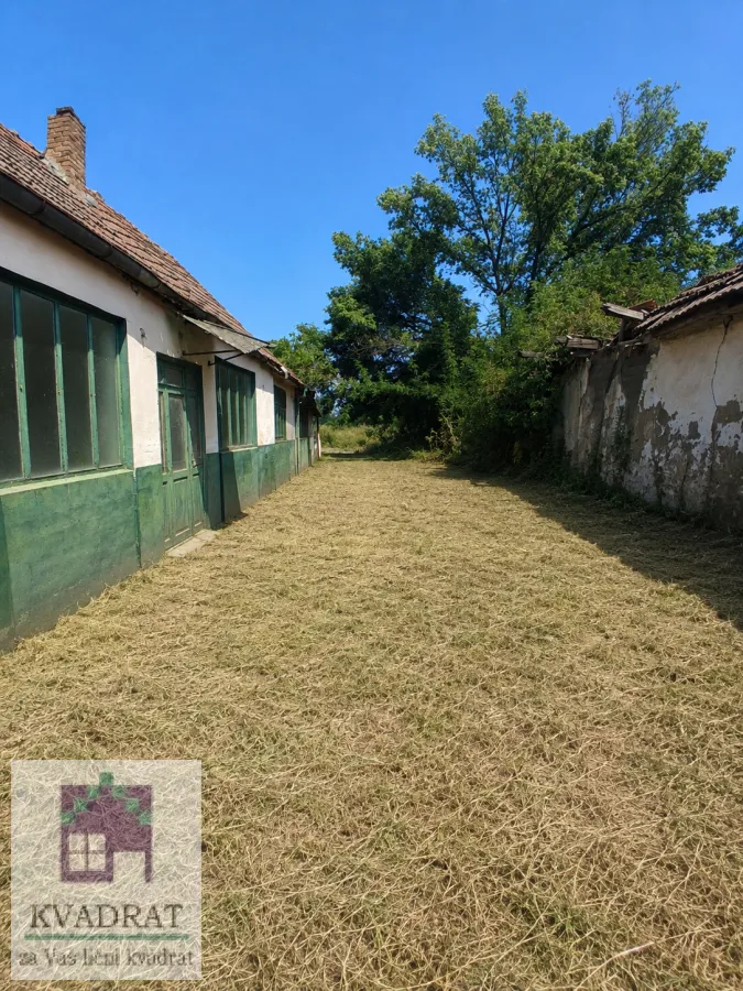 Prodaja, plac, 700m², Bač, Novi Sad