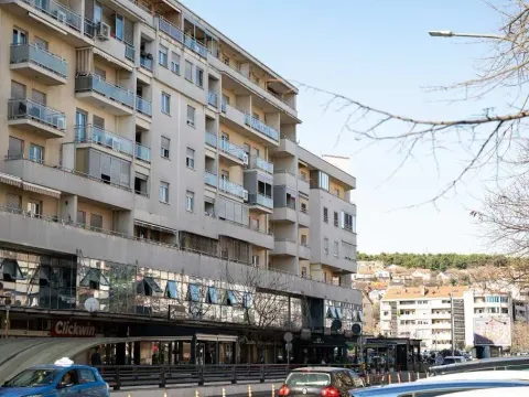 Rent, office space, 52m², Preko Morače, Podgorica - image 10