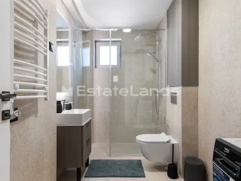 Rent, two bedroom apartment, 81m², Tripovići, Tivat - image 12