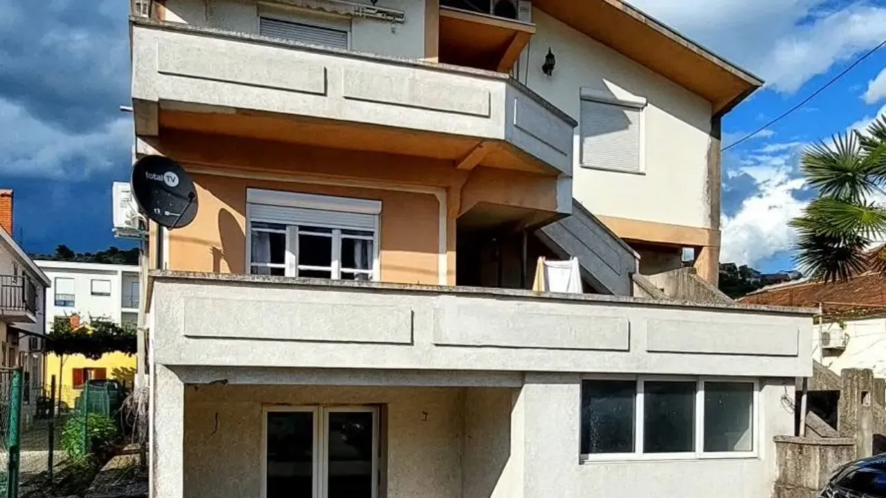 Prodaja, kuća, 266m², Podgorica, Crna Gora