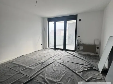 Prodaja, trosoban stan, 85m², Novi Banovci, Stara Pazova - image 2