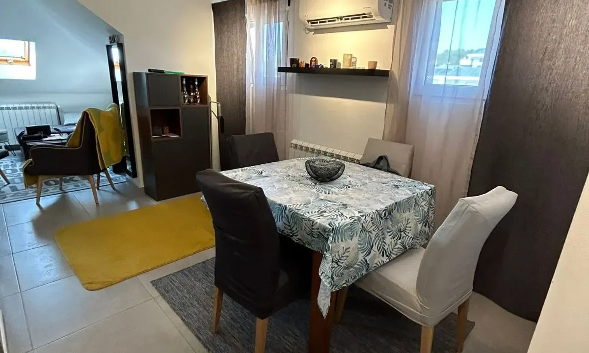 Prodaja, dvosoban stan, 69m², Dedinje Sve Podlokacije, Beograd