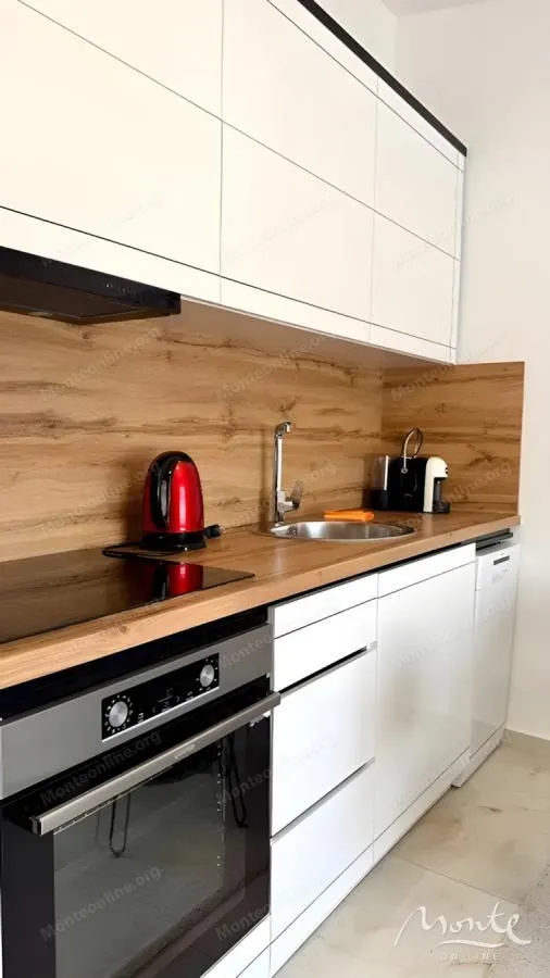 Sale, house, 160m², Sutomore, Bar