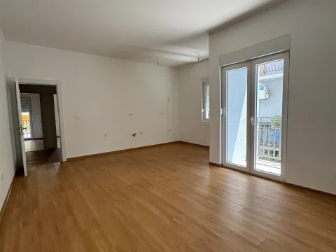 Prodaja, dvosoban stan, 60m², Zabjelo, Podgorica - image 3