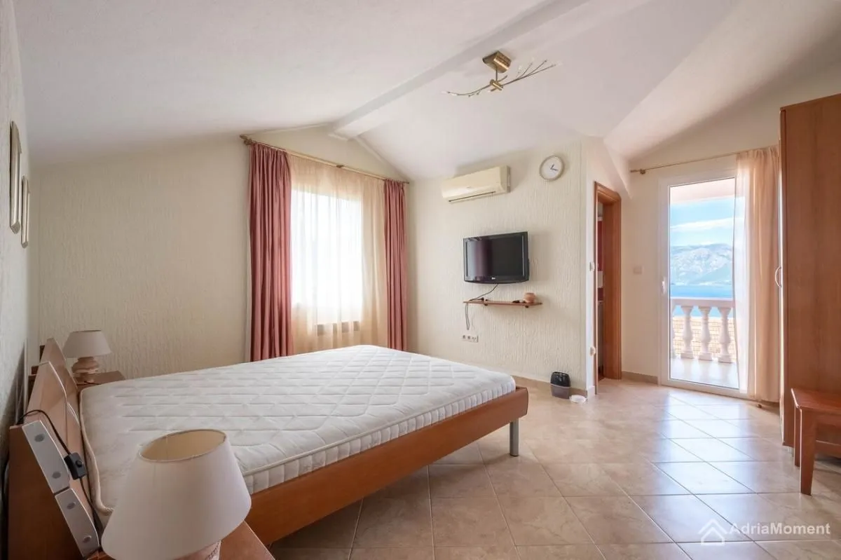Sale, house, 89m², Krašići, Tivat