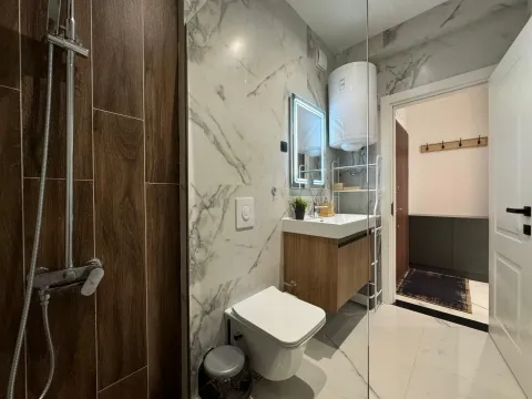 Rent, four bedroom apartment, 57m², Bečići, Budva - image 8