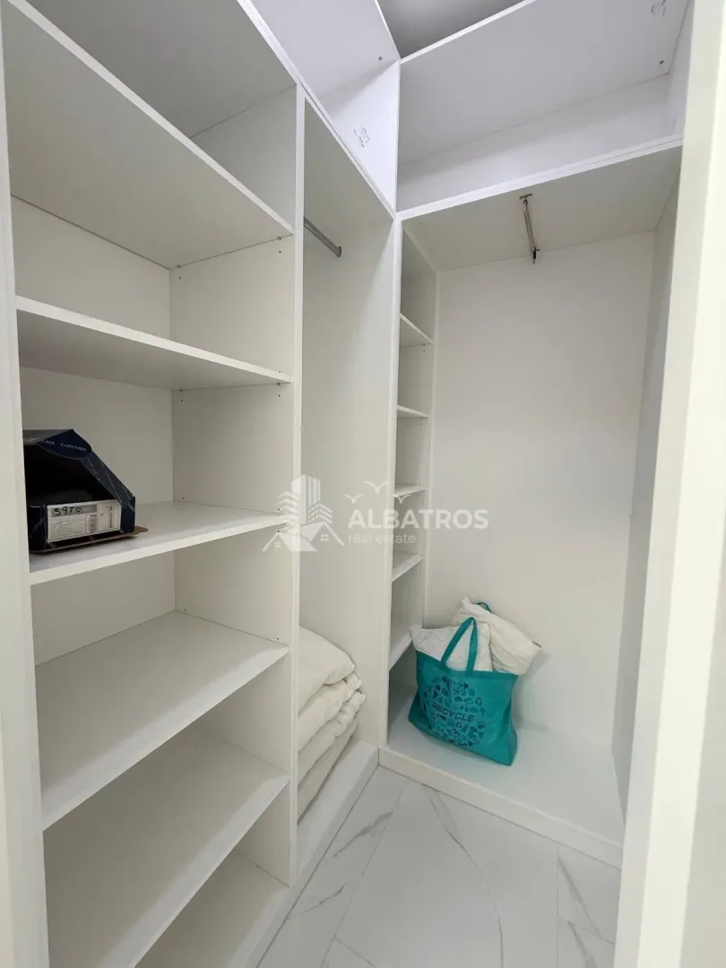 Sale, three bedroom apartment, 442m², Soho City, Bar