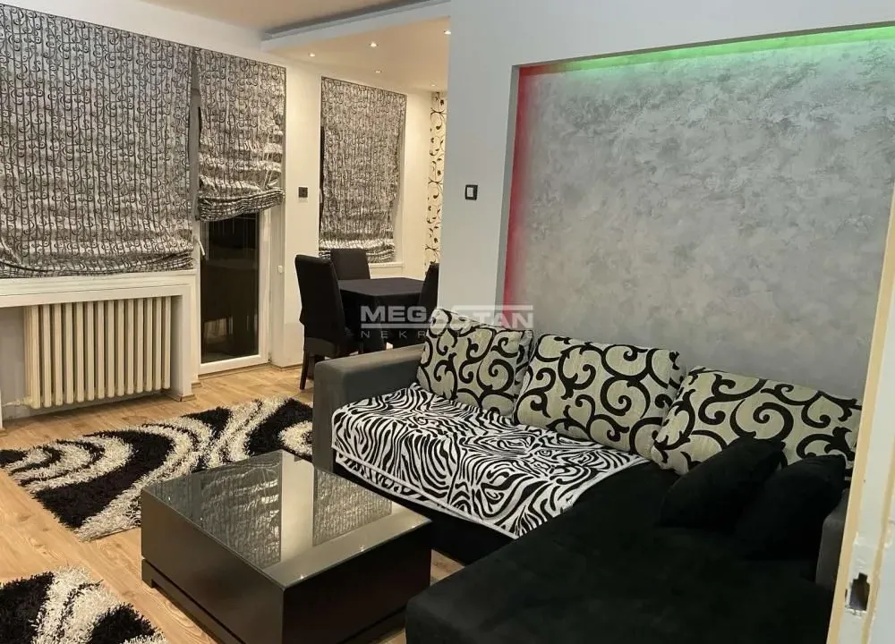 Izdavanje, dvosoban stan, 50m², Palata Pravde, Beograd