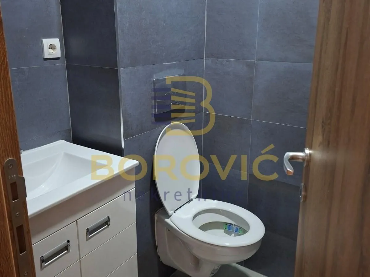 Sale, three bedroom apartment, 76m², Vojvode Vlahovica, Beograd