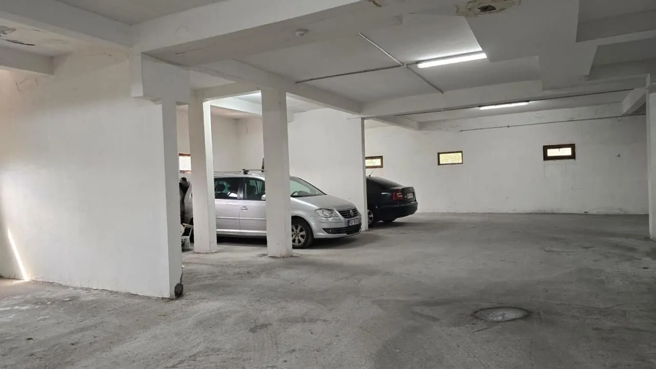 Prodaja, dvosoban stan, 74m², Petrovac, Budva