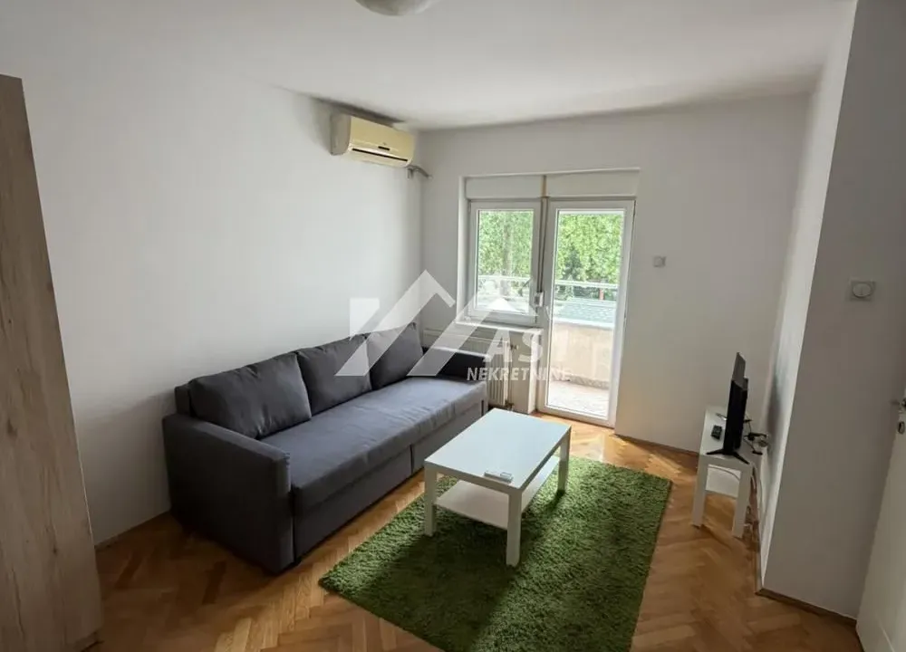 Izdavanje, jednosoban stan, 37m², Grbavica, Novi Sad Sve Podlokacije