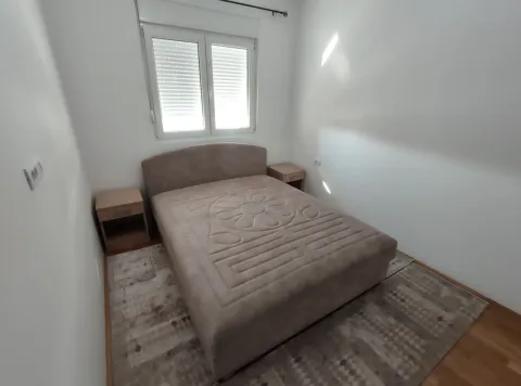 Izdavanje, jednosoban stan, 48m², Stari Aerodrom, Podgorica - image 6