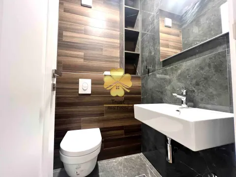 Izdavanje, dvosoban stan, 74m², Blok 9, Podgorica - image 10