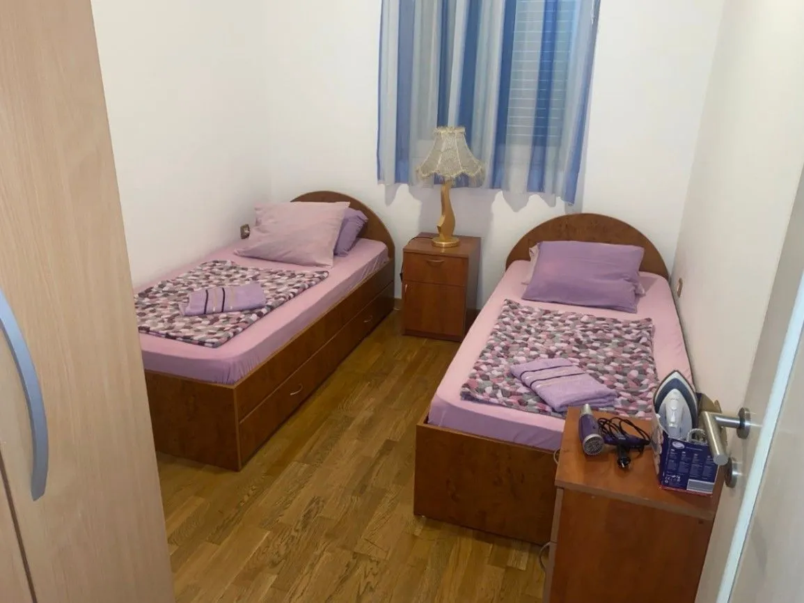 Sale, one bedroom apartment, 44m², Petrovac, Budva