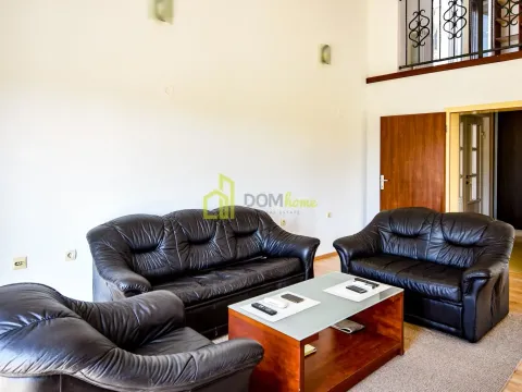 Izdavanje, kuća, 185m², Tološi, Podgorica - image 23