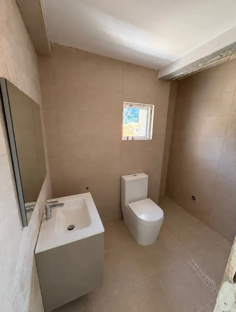 Prodaja, dvosoban stan, 69m², Lastva Grbaljska, Kotor