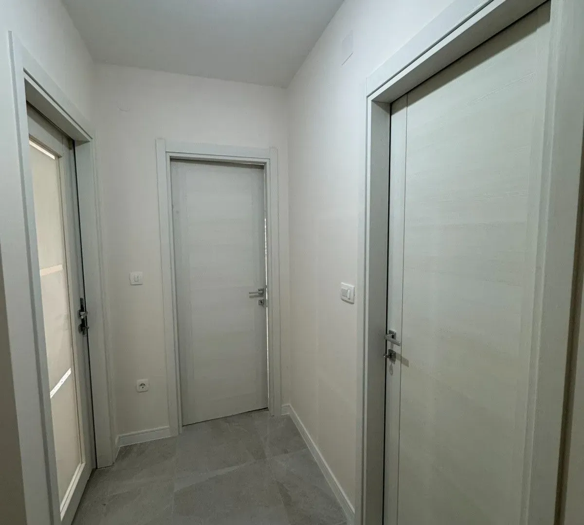 Prodaja, jednosoban stan, 49m², Central Point, Podgorica