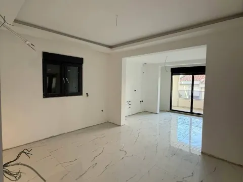 Sale, two bedroom apartment, 77m², Dobre Vode, Bar - image 2
