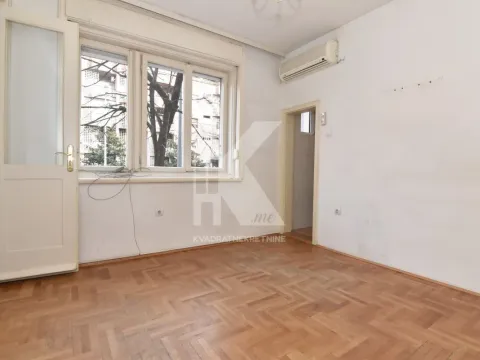 Rent, one bedroom apartment, 40m², Centar, Podgorica - image 5