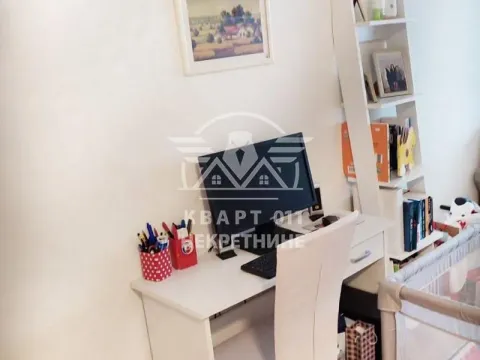 Prodaja, dvosoban stan, 50m², Đeram Pijaca, Beograd - image 9