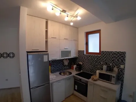 Prodaja, dvosoban stan, 72m², Dobrota, Kotor - image 3