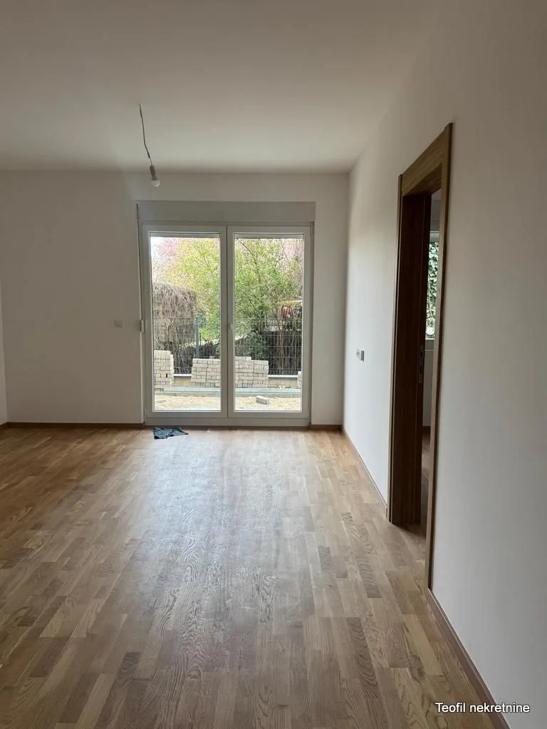 Prodaja, jednosoban stan, 48m², Stari Banovci, Stara Pazova