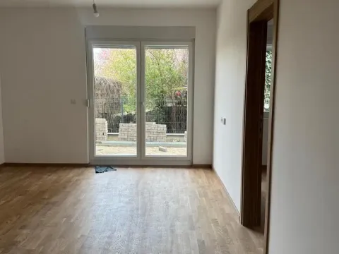 Prodaja, jednosoban stan, 48m², Stari Banovci, Stara Pazova - image 2