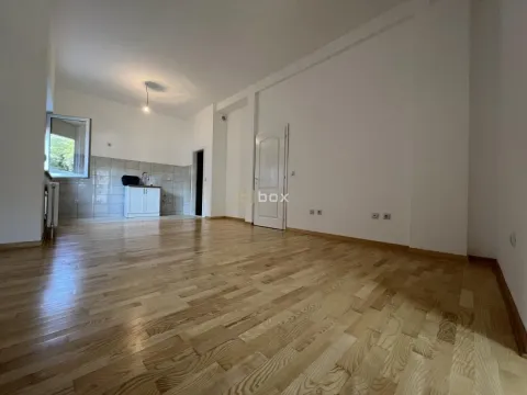 Izdavanje, jednosoban stan, 52m2, Centar, Niš Izdavanje, jednosoban stan, 52m2, Centar, Niš