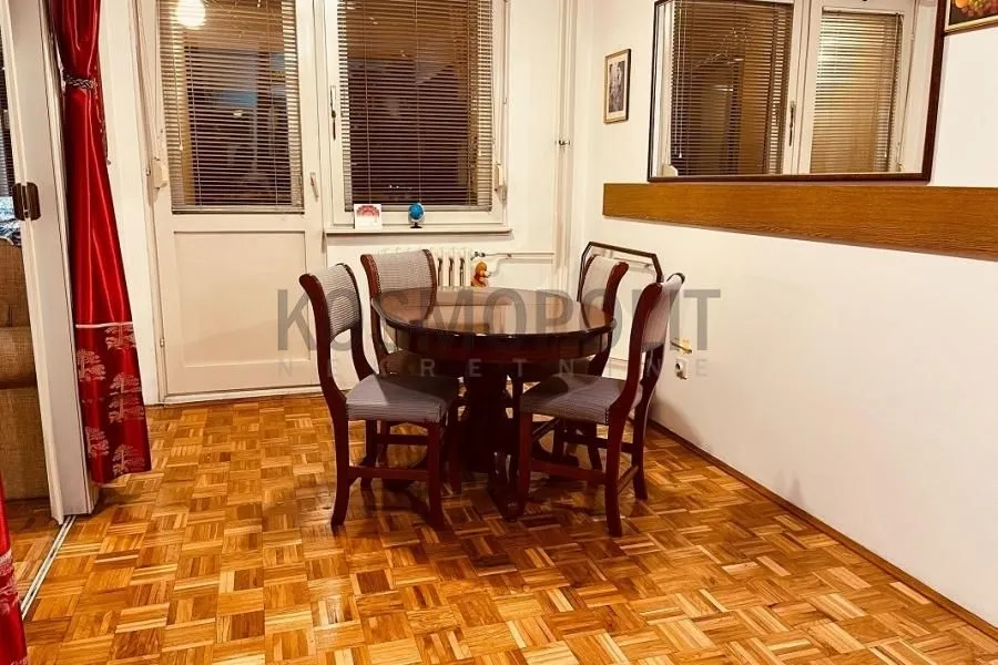 Sale, four bedroom apartment, 101m², Žarkovo, Beograd