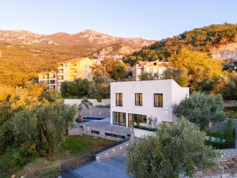 Prodaja, kuća, 240m², Kamenovo, Budva - image 16