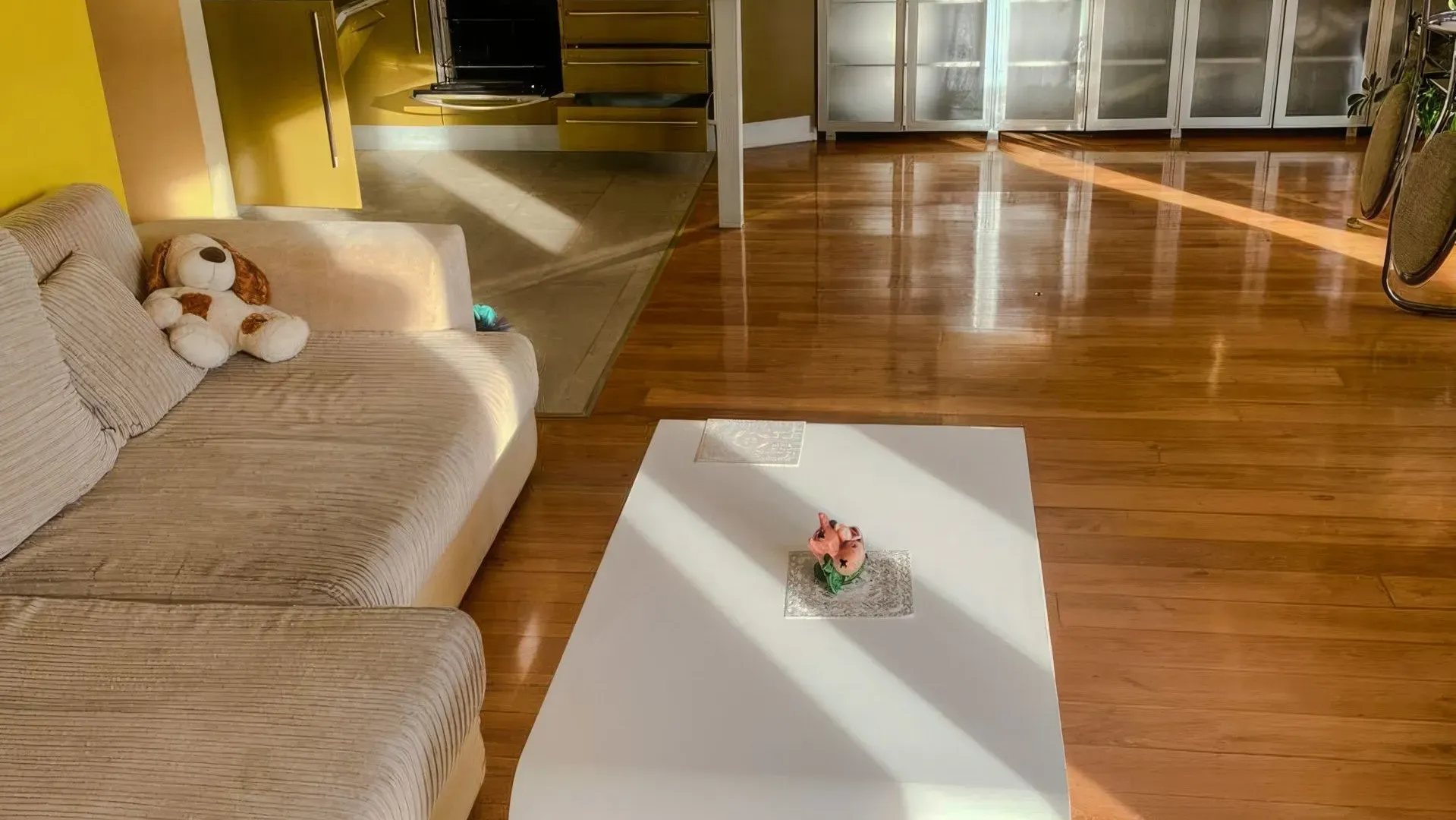 Izdavanje, dvosoban stan, 96m², Centar, Herceg Novi