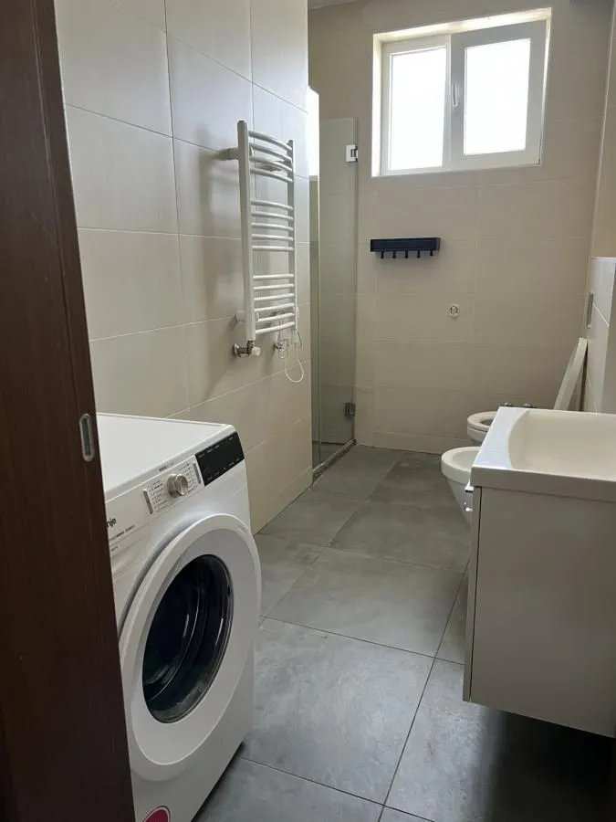 Prodaja, četvorosoban stan, 73m², Mišeluk, Petrovaradin