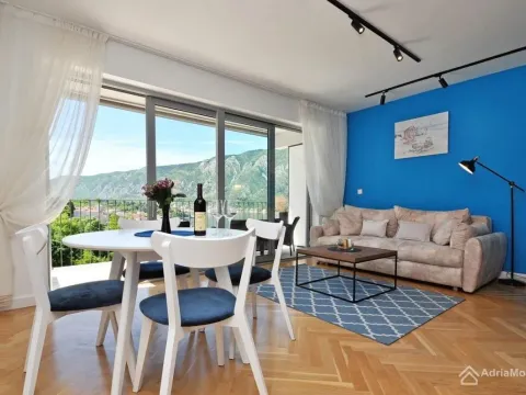 Sale, one bedroom apartment, 52m², Dobrota, Kotor - image 8