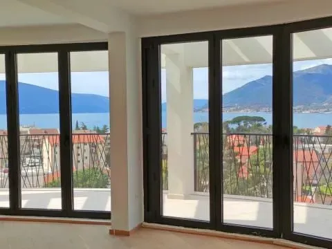 Sale, three bedroom apartment, 143m², Tivat, Crna Gora - image 37