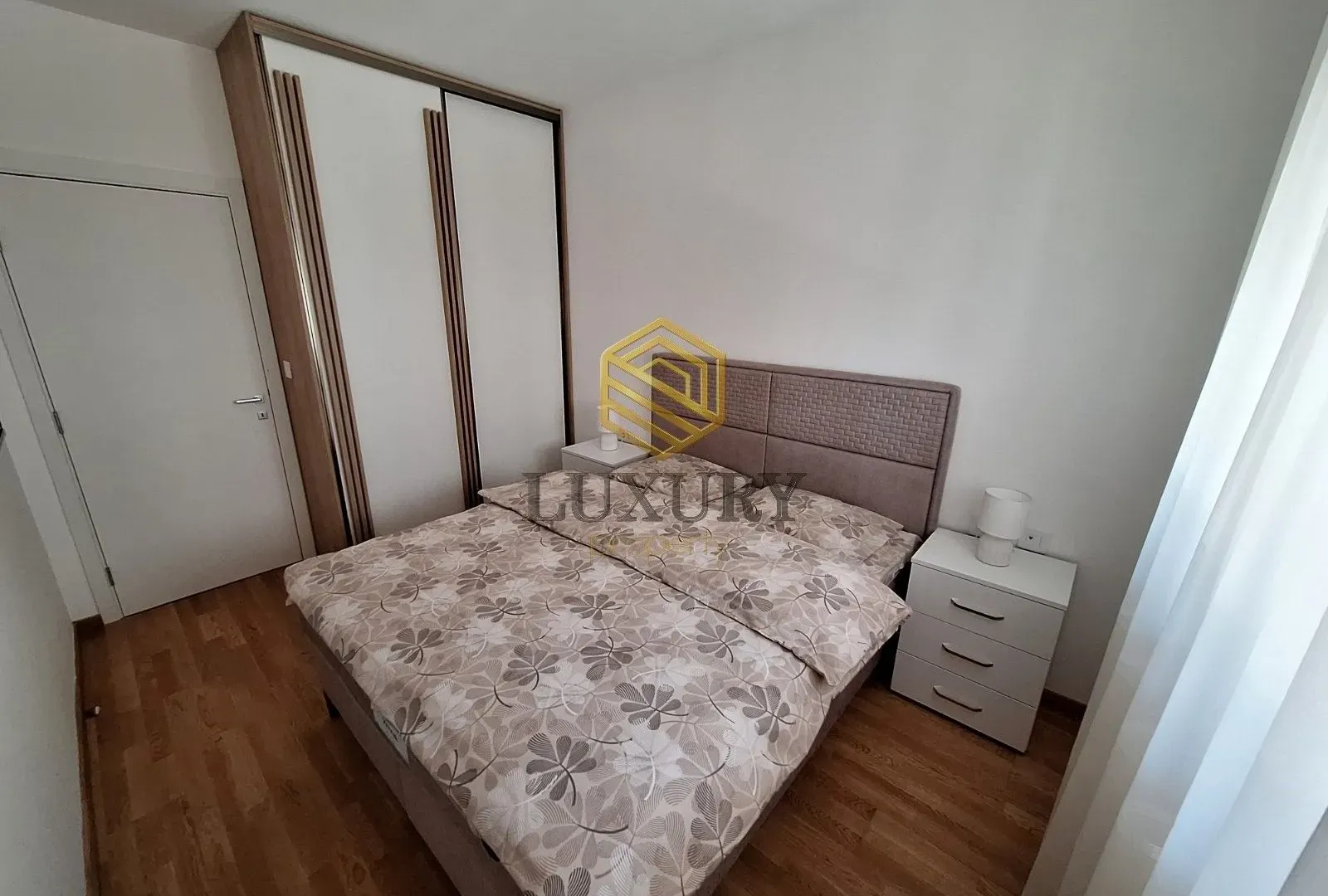 Izdavanje, jednosoban stan, 48m², Stari Aerodrom, Podgorica